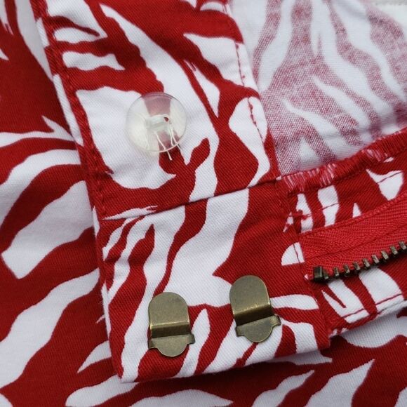 🆕️ Loft red & white zebra print Rivera shorts - Picture 3 of 3